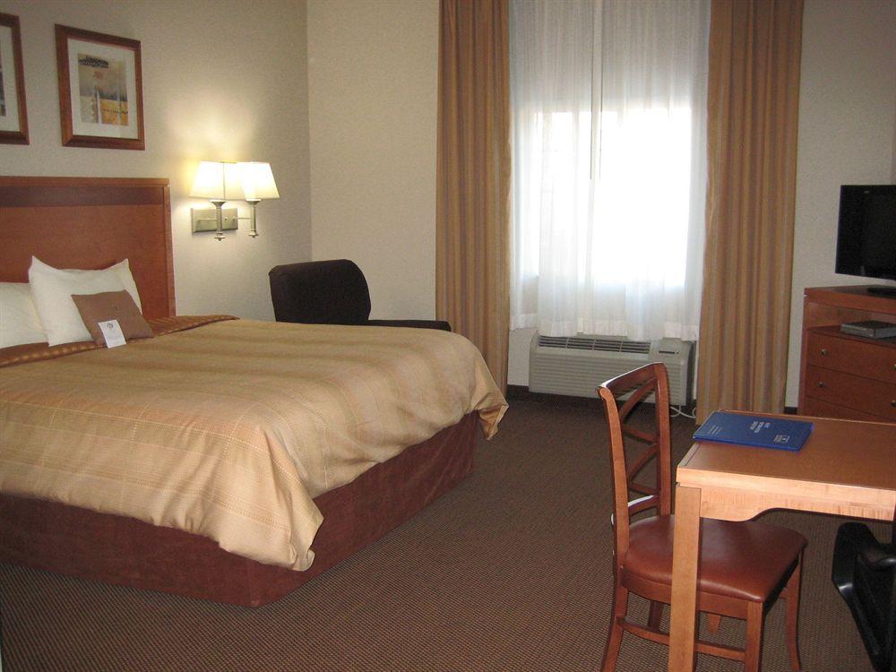 Candlewood Suites Winchester By Ihg Стая снимка