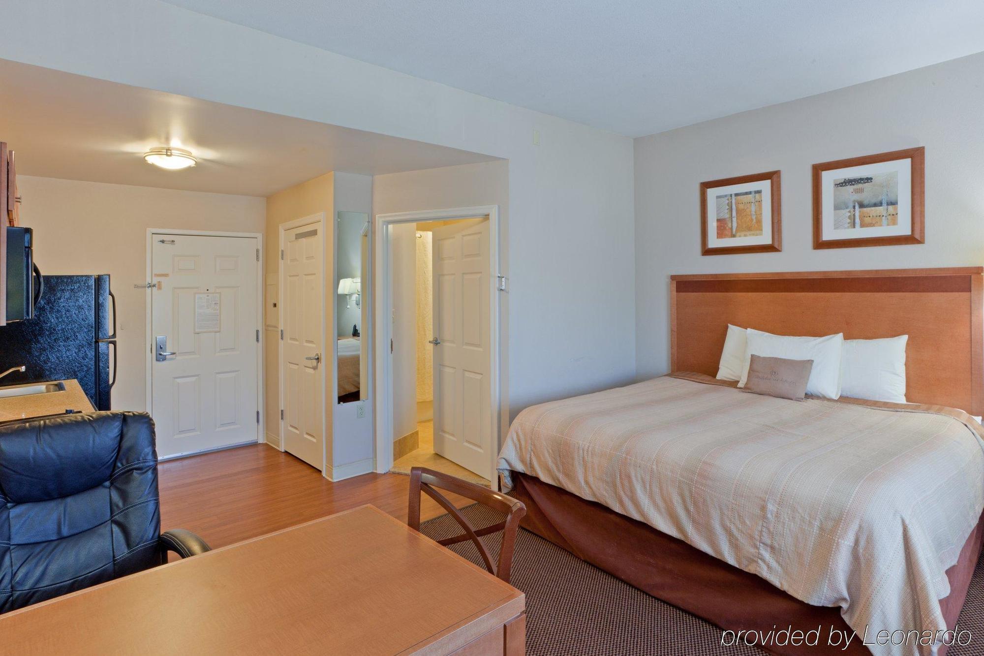 Candlewood Suites Winchester By Ihg Екстериор снимка