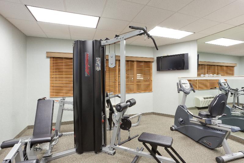 Candlewood Suites Winchester By Ihg Екстериор снимка